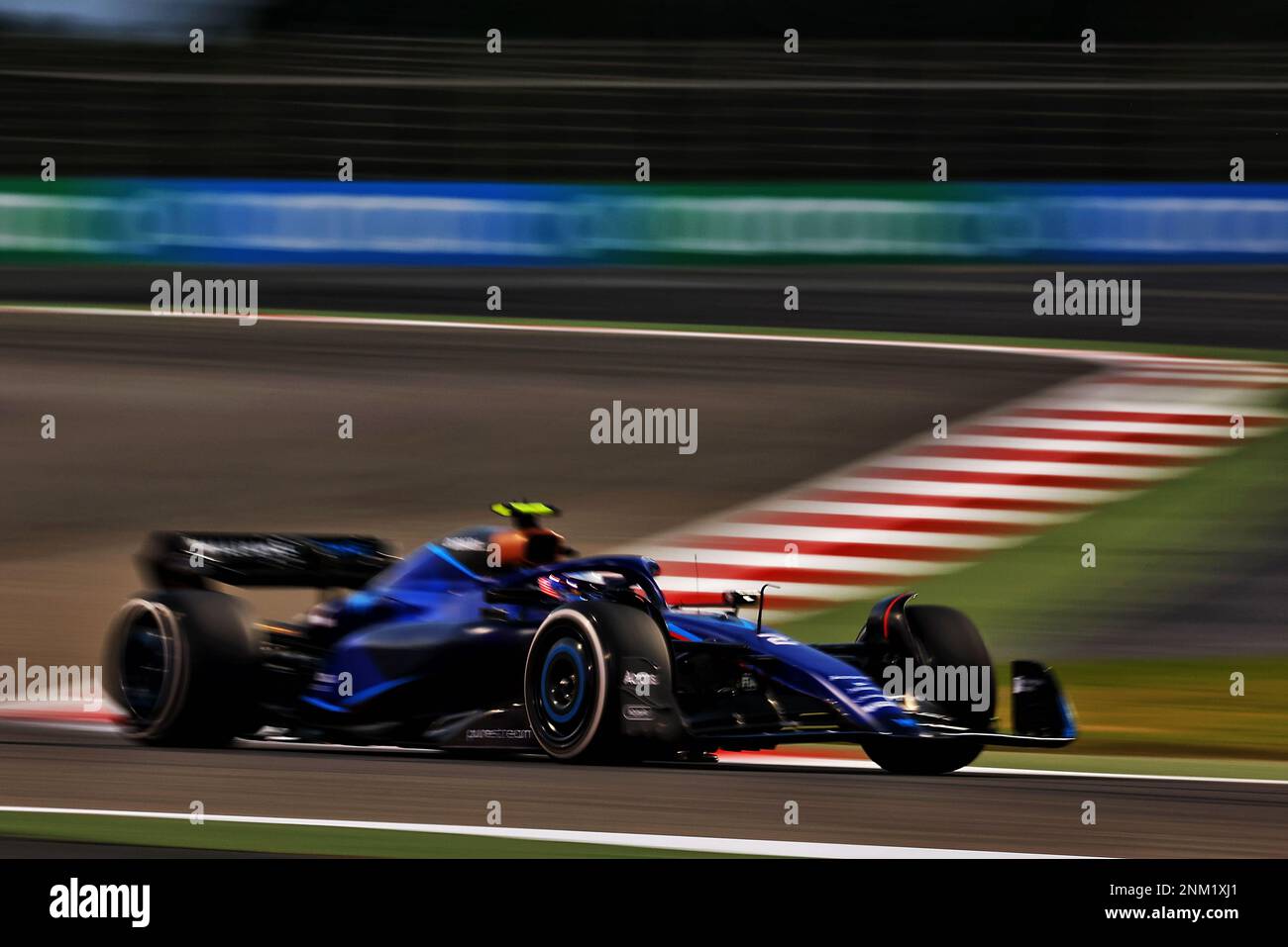 Logan SarSergeant (USA) Williams Racing FW45. Formula One Testing, Day Two, Freitag, 24. Februar 2023. Sakhir, Bahrain. Stockfoto