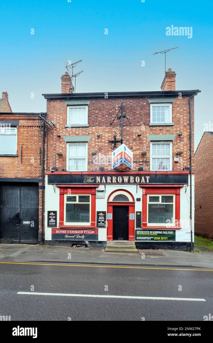 Der Narrowboat Pub zum Verkauf in Middlewich Cheshire UK Stockfoto