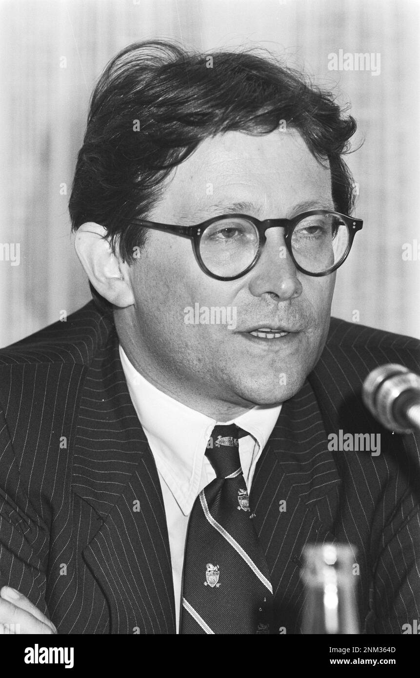 Avro Pressekonferenz; Fons van Westerloo ca. 1985 Stockfoto
