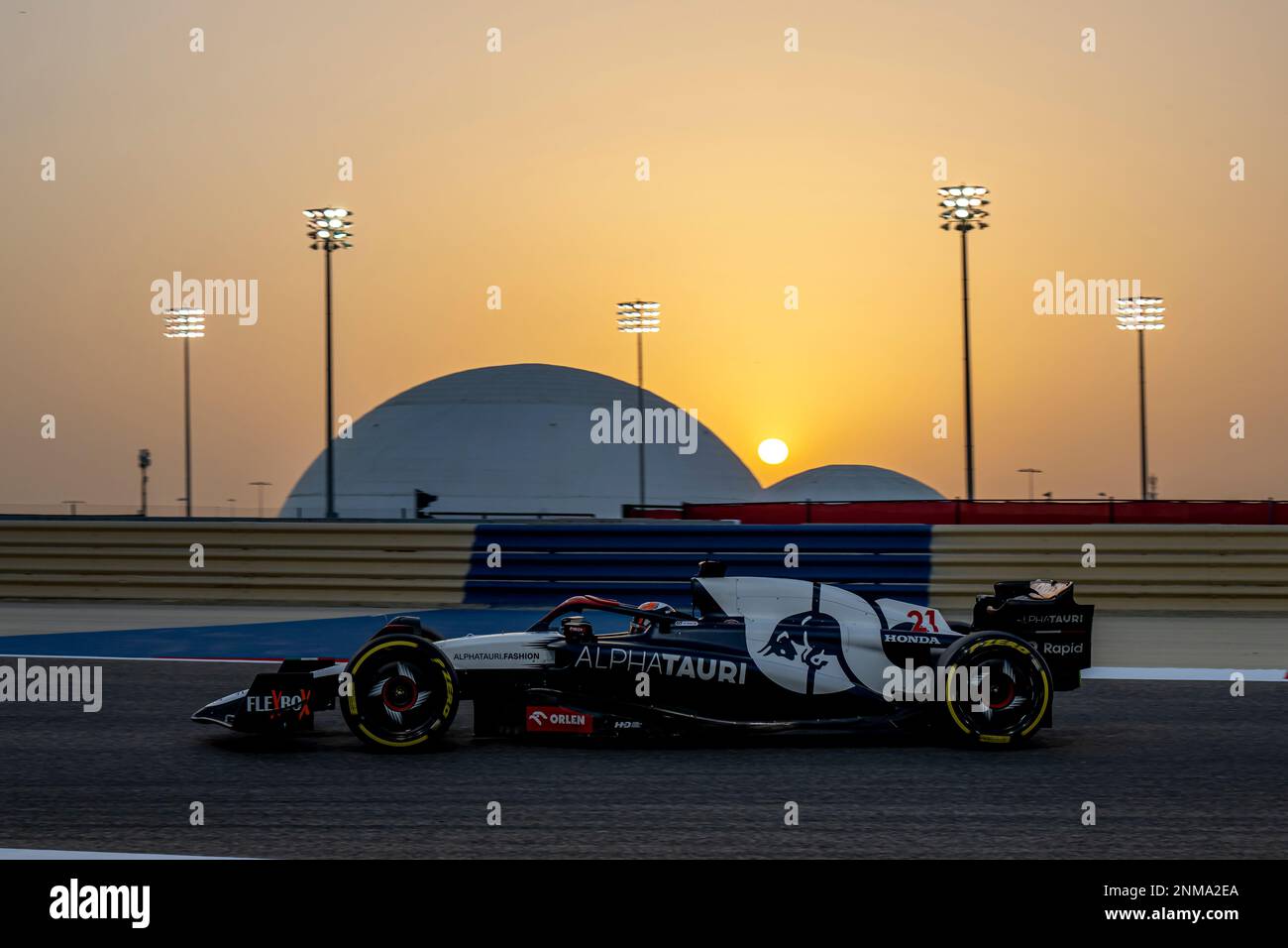 Sakhir, Bahrain, 24. Februar 2023, Nyck de Vries aus den Niederlanden tritt um Scuderia AlphaTauri an. Wintertests, die Wintertests der Formel-1-Meisterschaft 2023. Kredit: Michael Potts/Alamy Live News Stockfoto