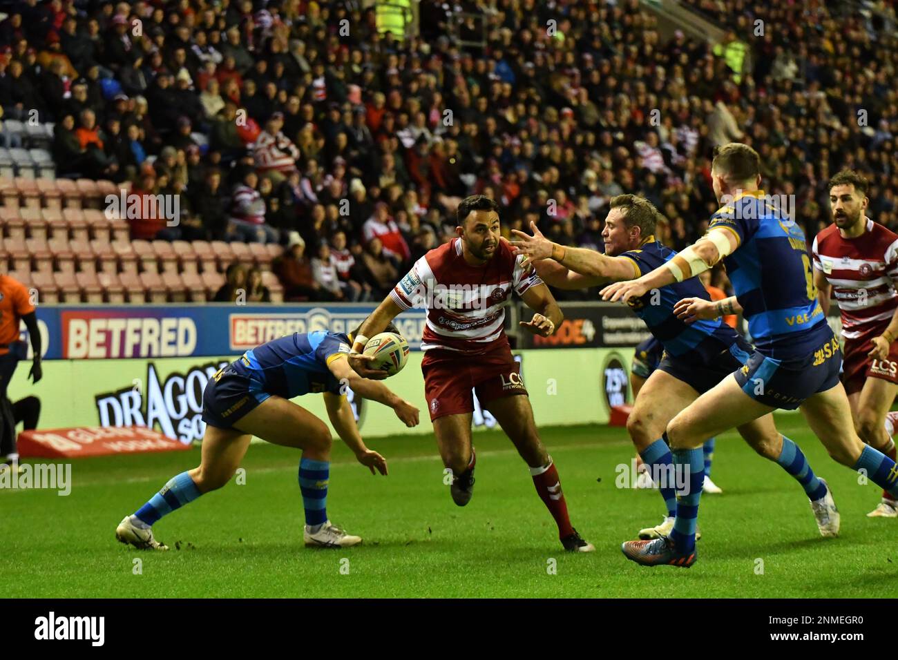 DW Stadium, Wigan, England. 24. Februar 2023 Betfred Super League, Wigan Warriors gegen Wakefield Trinity; Betfred Super League Match zwischen Wigan Warriors und Wakefield Trinity, Guthaben: Mark Percy/Alamy Live News Stockfoto