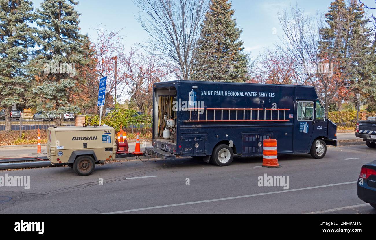 St. Paul Water Services Versorgungswagen für die Straßeninstandhaltung von Haushaltswasser. St. Paul Minnesota MN USA Stockfoto