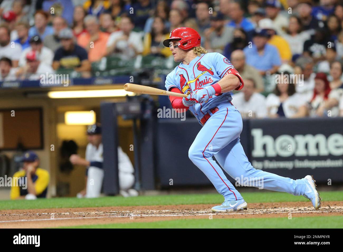 MILWAUKEE, WI - SEPTEMBER 04: St. Louis Cardinals center fielder Harrison Bader (48) hits the ball during a game between the Milwaukee Brewers and the St Louis Cardinals at American Family Field on September 4, 2021 in Milwaukee, WI. (Photo by Larry Radloff/Icon Sportswire) (Icon Sportswire via AP Images) Stockfoto