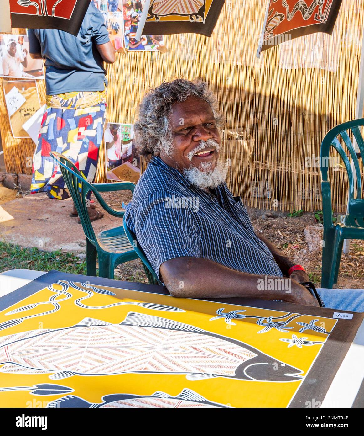 Porträt von Manuel Pamkal, einem Künstler der Dalabon-Aborigines aus dem Top End, Northern Territory, NT, Australien Stockfoto