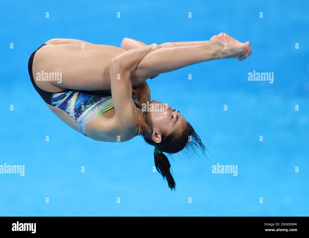 Malaysia's SABRI Nur Dhabitah performs during Women's 3m Springboard Final in Tokyo 2020 Olympic Games at Tokyo Aquatics Centre in Tokyo on Aug. 1, 2021. ( The Yomiuri Shimbun via AP Images ) Stockfoto