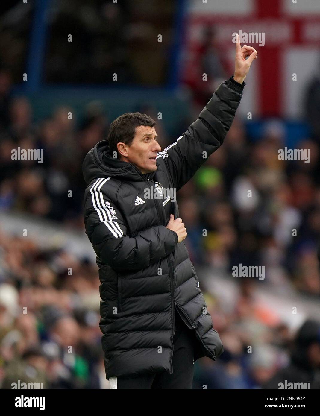 Leeds United Managerin Javi Gracia am Touchline während des Premier League-Spiels in Elland Road, Leeds. Foto: Samstag, 25. Februar 2023. Stockfoto