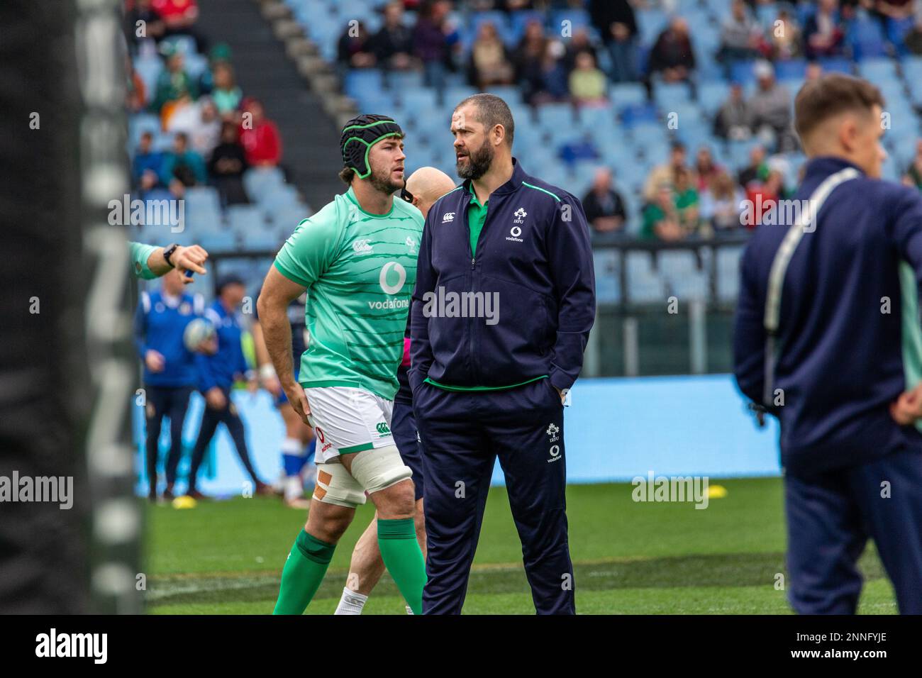 Rom, Italien. 25. Februar 2023 Irland Cheftrainer Andy Farrell auf dem Spielfeld vor dem Spiel. Italien gegen Irland, Six Nations Rugby. Stadio Olimpico. Rom, Italien. 25. Februar 2023 Stockfoto