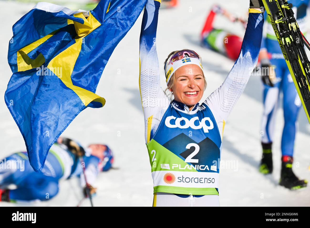 Frida Karlsson aus Schweden, der bei der FIS-Nordischen Skiweltmeisterschaft 2023 in Planica, Slowenien, am 25. Februar 2023 Zweiter im Frauenskiathlon wurde. John Lazenby/Alamy Live News Stockfoto