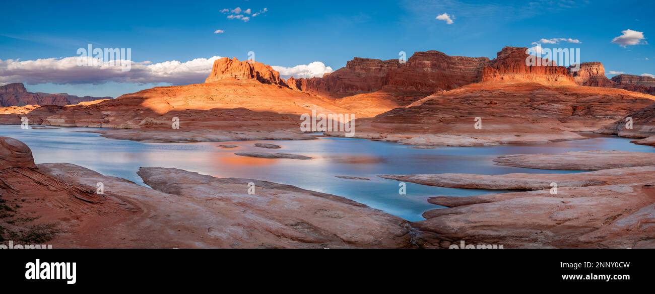 Landschaft mit Wüste, Mountain Sheep Canyon, Lake Powell, Glen Canyon National Recreation Area, Utah/Arizona, USA Stockfoto