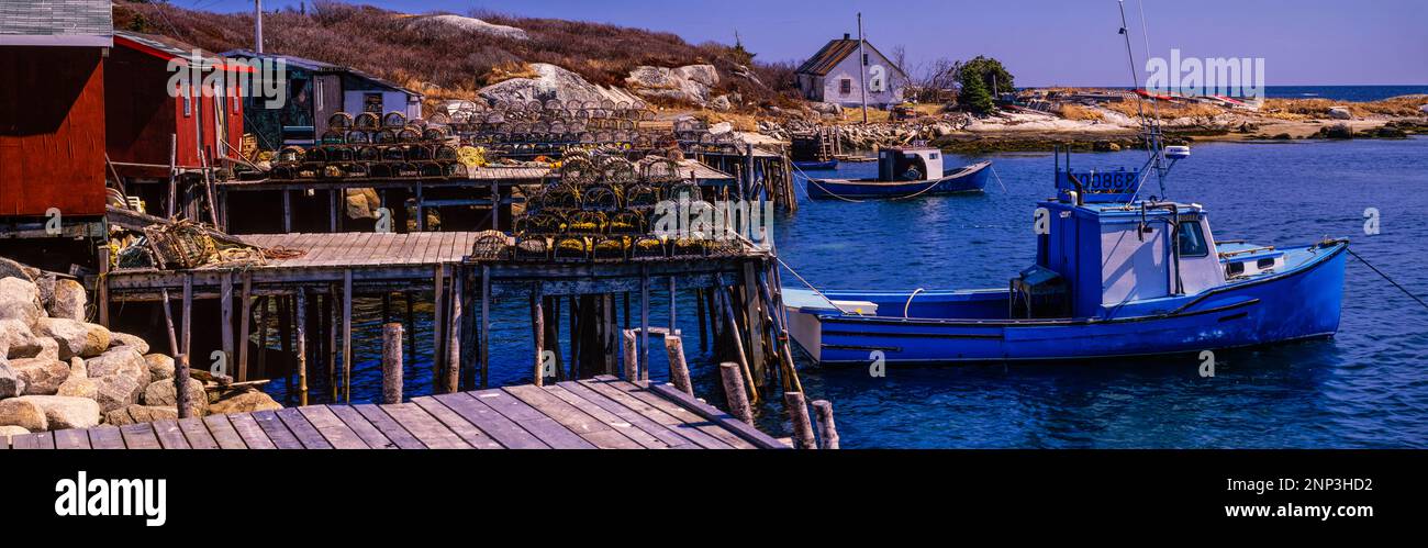 Boot im Hafen, Lower Prospect Harbour, Nova Scotia, Kanada Stockfoto