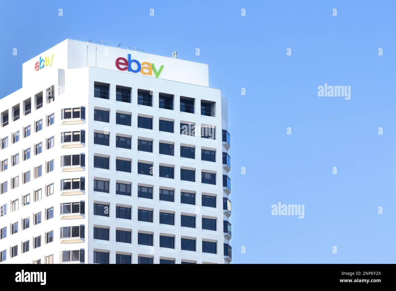 Sydney, Australien - 9. Februar 2023: EBay-Zentrale in Sydney, Australien. Teil der amerikanischen multinationalen eBay Inc. Mit Sitz in Kalifornien und Stockfoto