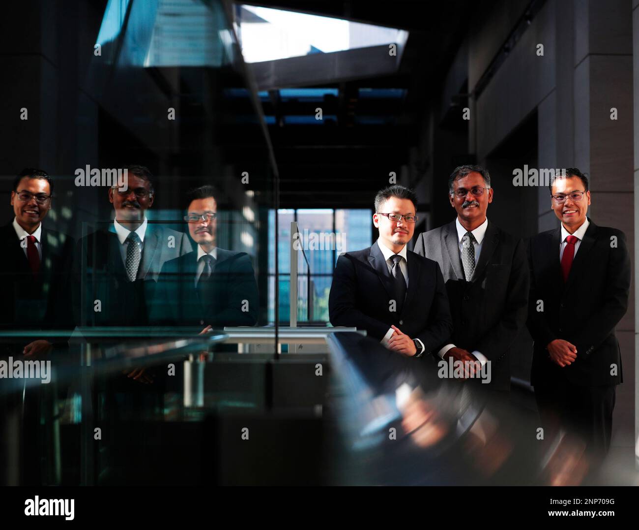 Newly appointed Senior Counsels (from left) Jason Chan, Murali Pillai and Mohamed Faizal Mohamed Abdul Kadir, photographed on 6 January 2020. (Singapore Press via AP Images) Stockfoto