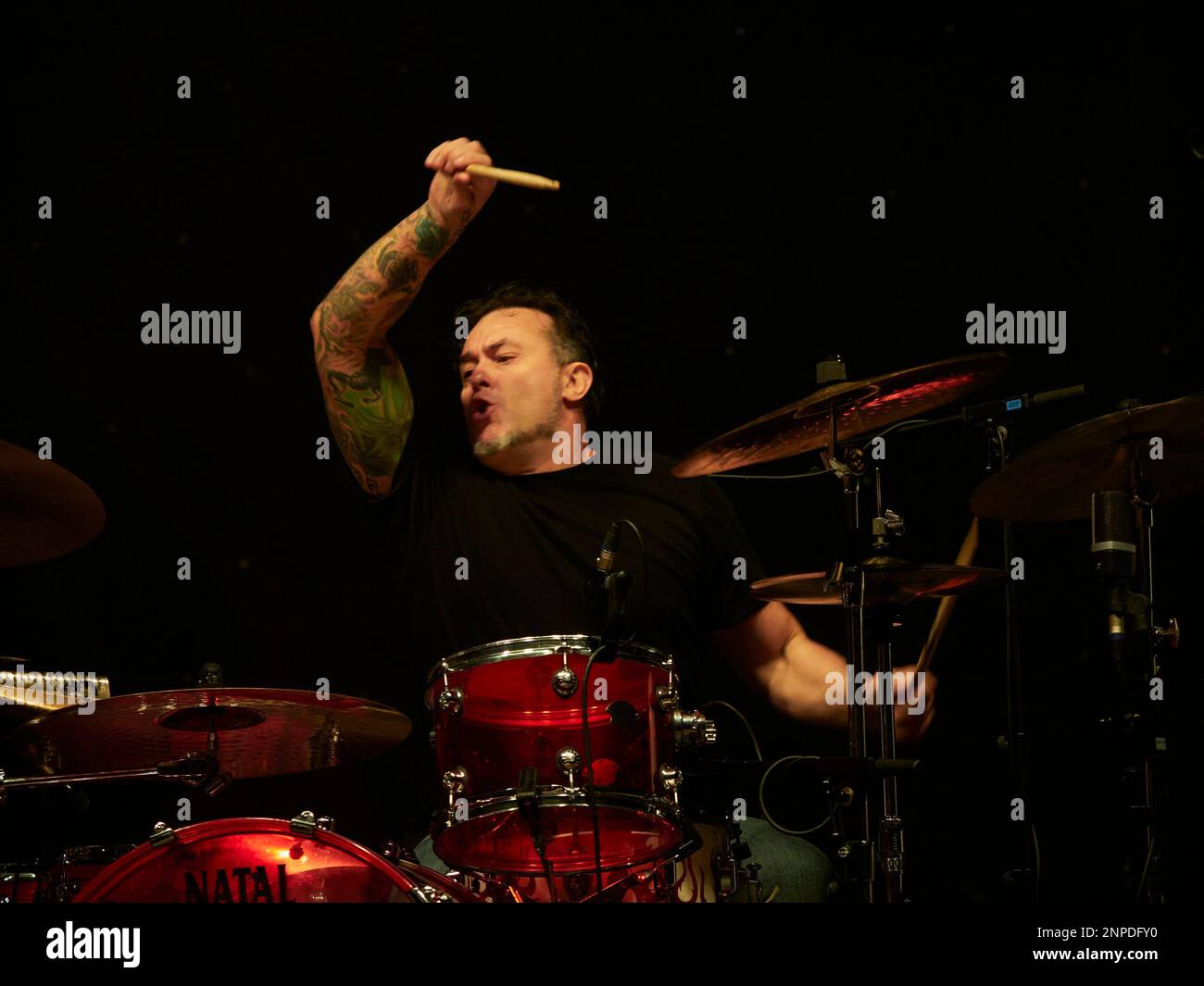 Brigi Duke, drummer, in the concert of 'El Drogas' at the Navarra Arena in Pamplona, on October 10th 2020. CONCERT "EL DROGAS" CONCERT "EL DROGAS" IN NAVARRA ARENA 10/10/2020. BRIGI DUKE;DRUMS. Eduardo Sanz / Europa Press 10/10/2020 (Europa Press via AP) Stockfoto