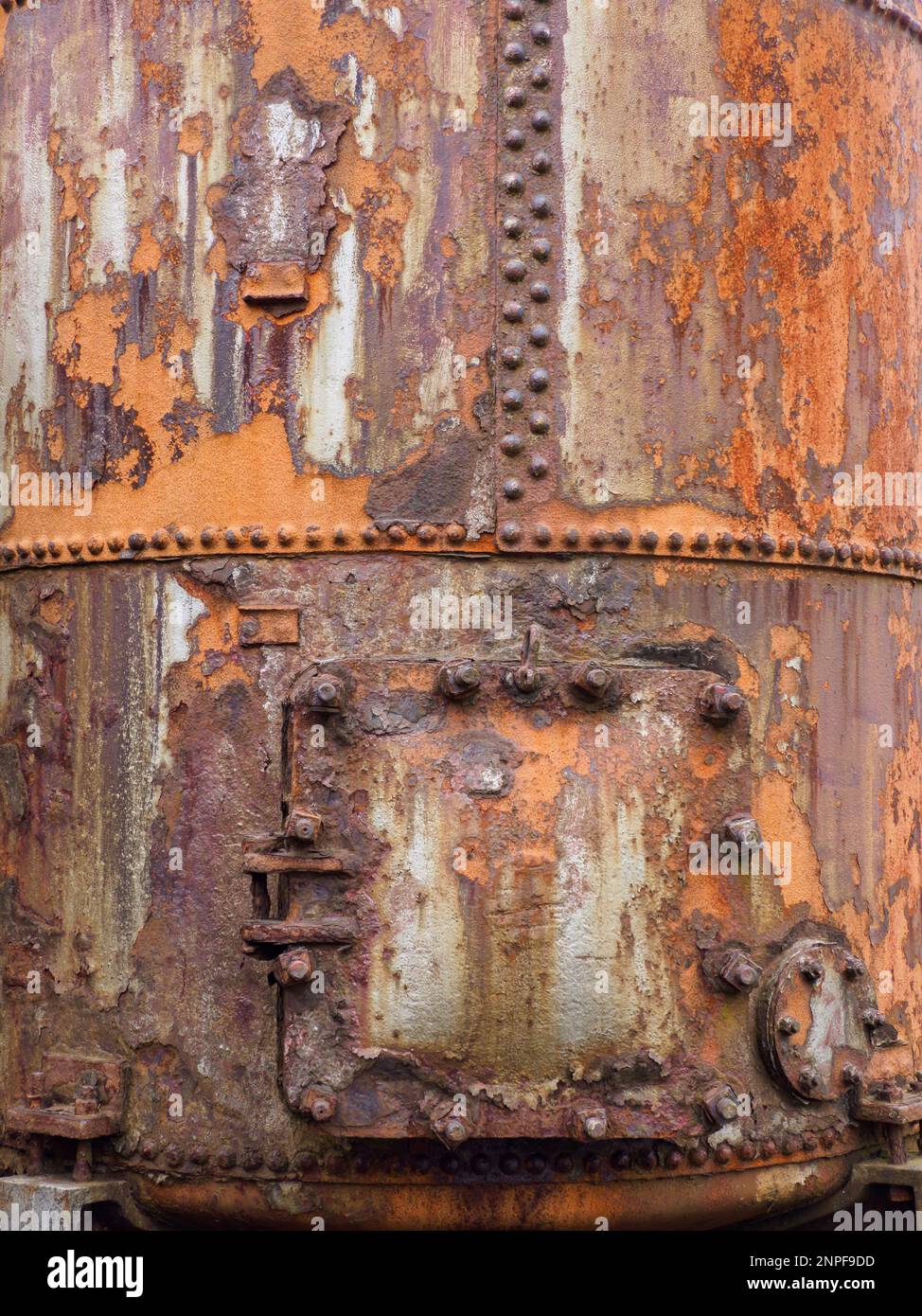 Við Áir, Färöer-Inseln -Jul 2021: Die letzte Walfangstation in der nördlichen Hewelt, heute ein Interessantes Denkmal. Die geschlossene Station ist eine Erinnerung Stockfoto