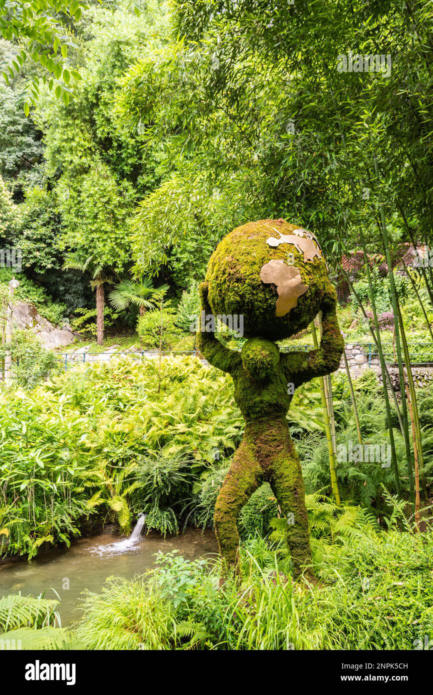 Blumenskulptur auf dem Tappeinerweg Trail. Promenade von Merano entlang des Flusses Passer, Merano in Südtirol, Provinz Bozen, Trentino Alto Adige, Italien Stockfoto
