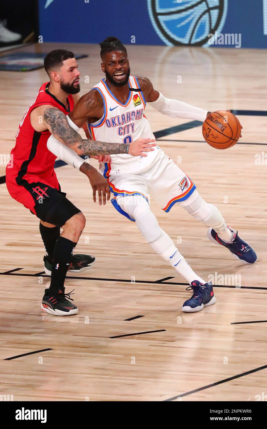 Oklahoma City Thunder center Nerlens Noel (9) drives to the basket ...