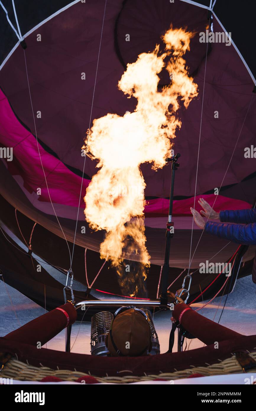 Aufgenommen beim 42. Internationalen Ballonfestival in Chateau D'Oex im Januar 2023. Stockfoto