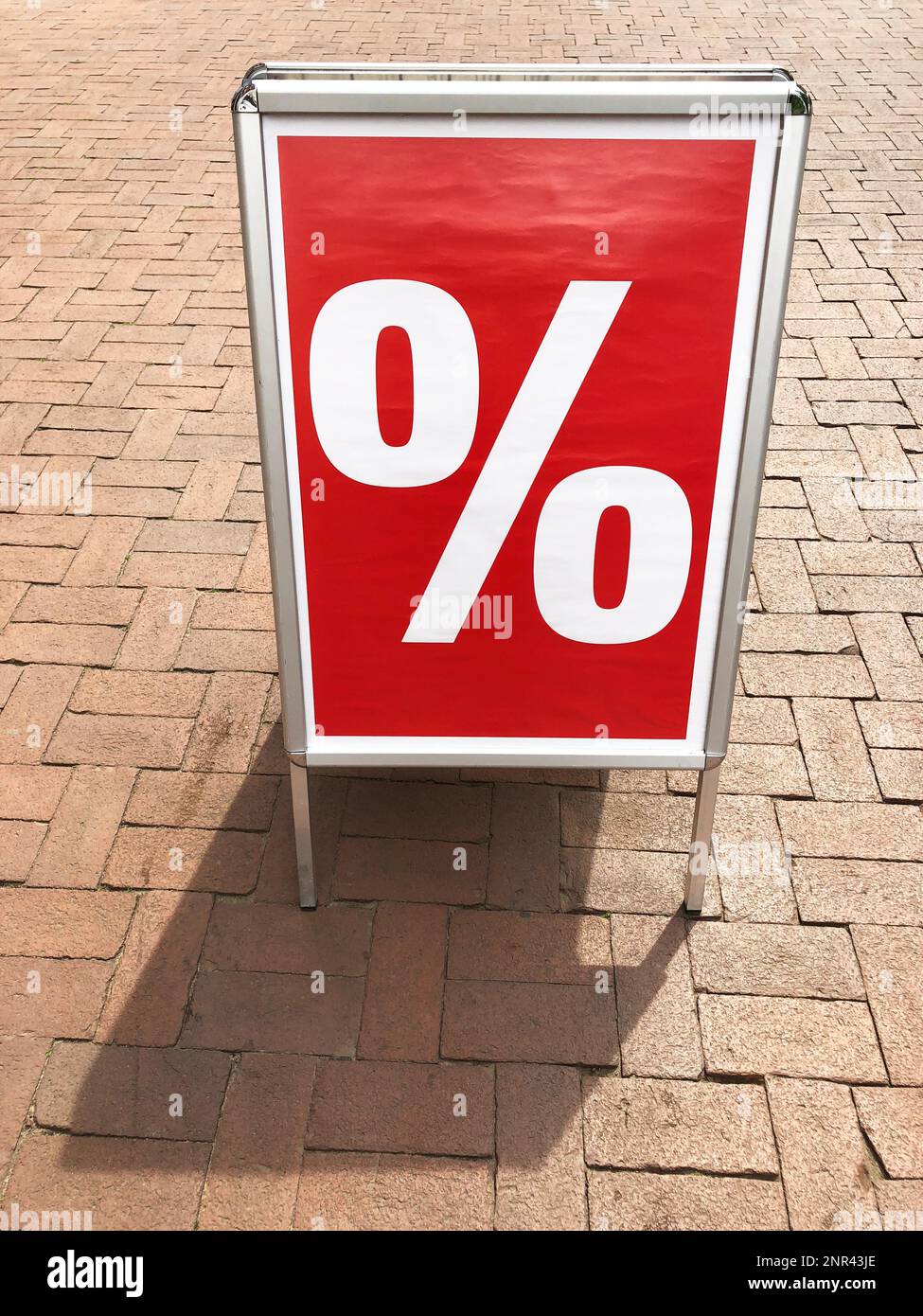 Kunde Stopper Schild Board Werbung Verkauf mit Prozent-Symbol Stockfoto