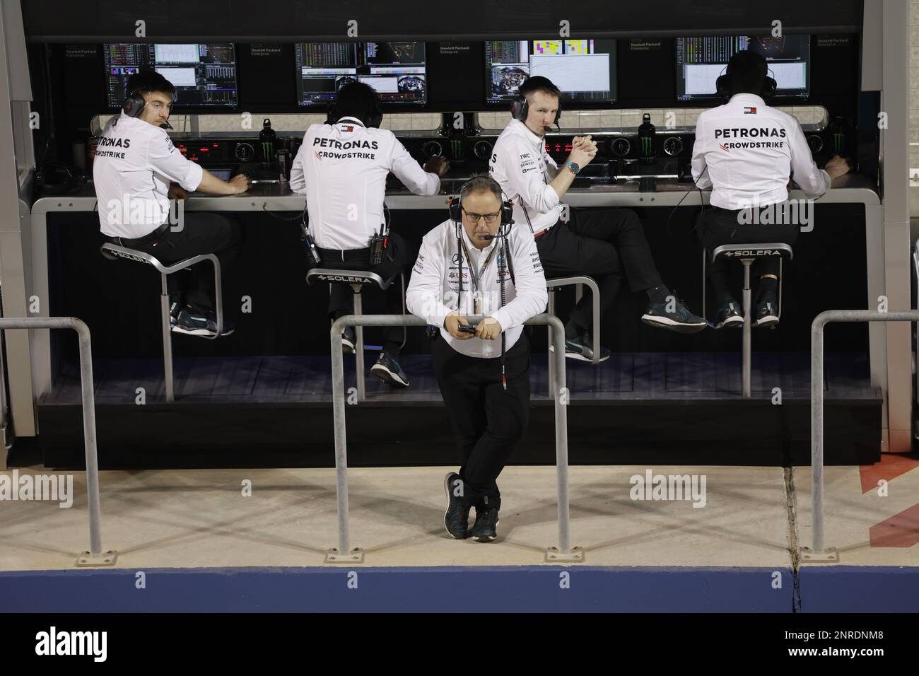 MEADOWS Ron, Sporting Director des Mercedes AMG F1 Teams, Portrait während der Formel 1 Aramco-Vorsaison-Tests 2023 der FIA Formel 1-Weltmeisterschaft 2023 vom 23. Bis 25. Februar 2023 auf der Bahrain International Circuit in Sakhir, Bahrain - Foto: DPPI/LiveMedia Stockfoto
