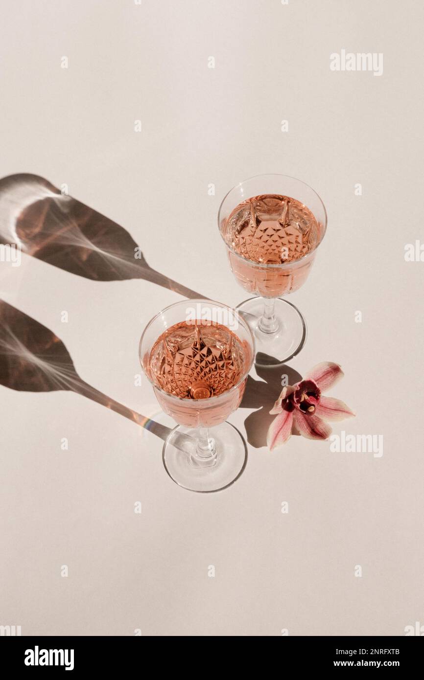 Ich genieße einen Drink Stockfoto