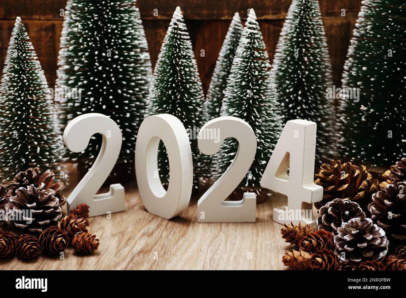Frohes Neujahr 2024 festlicher Hintergrund mit weihnachtsbaum- und 