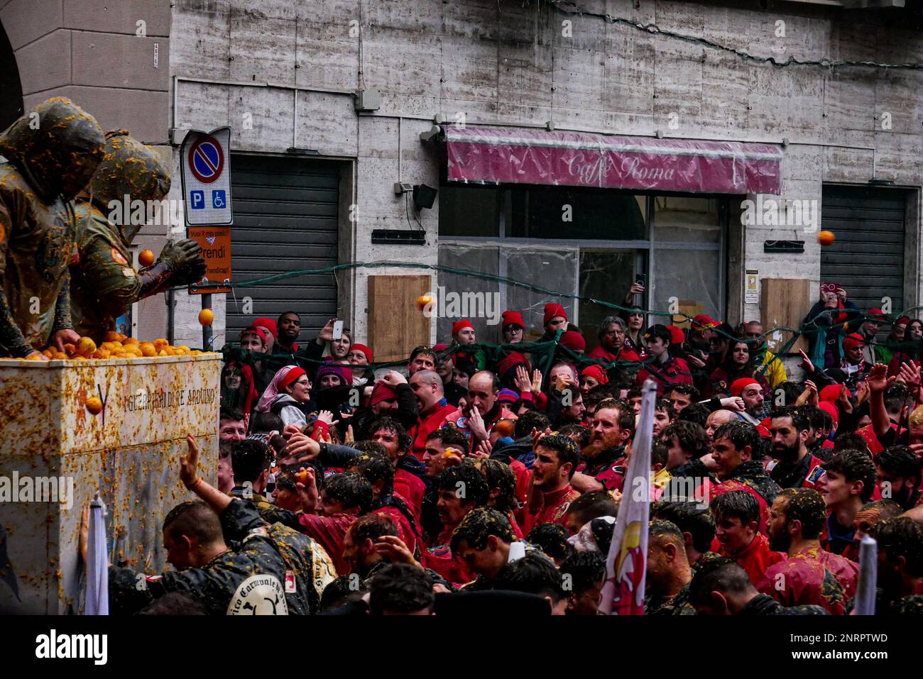 Der historische Karneval von ivrea 2023 Stockfoto