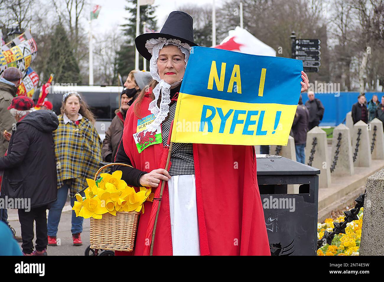 Cardiff, South Wales, Vereinigtes Königreich. MÄRZ 1. 2022. Bei der St. David's Day Parade in Cardiff kommen viele Menschen auf ihre Kosten. Der Schutzpatron von Wales A. Stockfoto