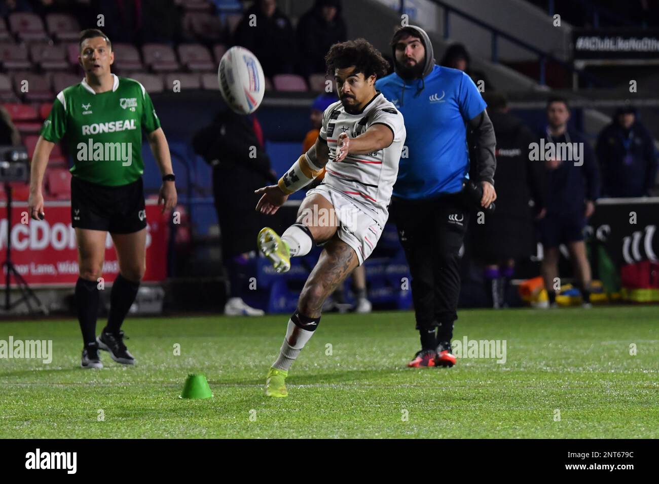 DCBL Stadium, Widnes, England. 27. Februar 2023 Betfred Championship, Widnes Vikings gegen Halifax Panthers; Betfred Championship Match zwischen Widnes Vikings und Halifax Panthers Guthaben: Mark Percy/Alamy Live News Stockfoto
