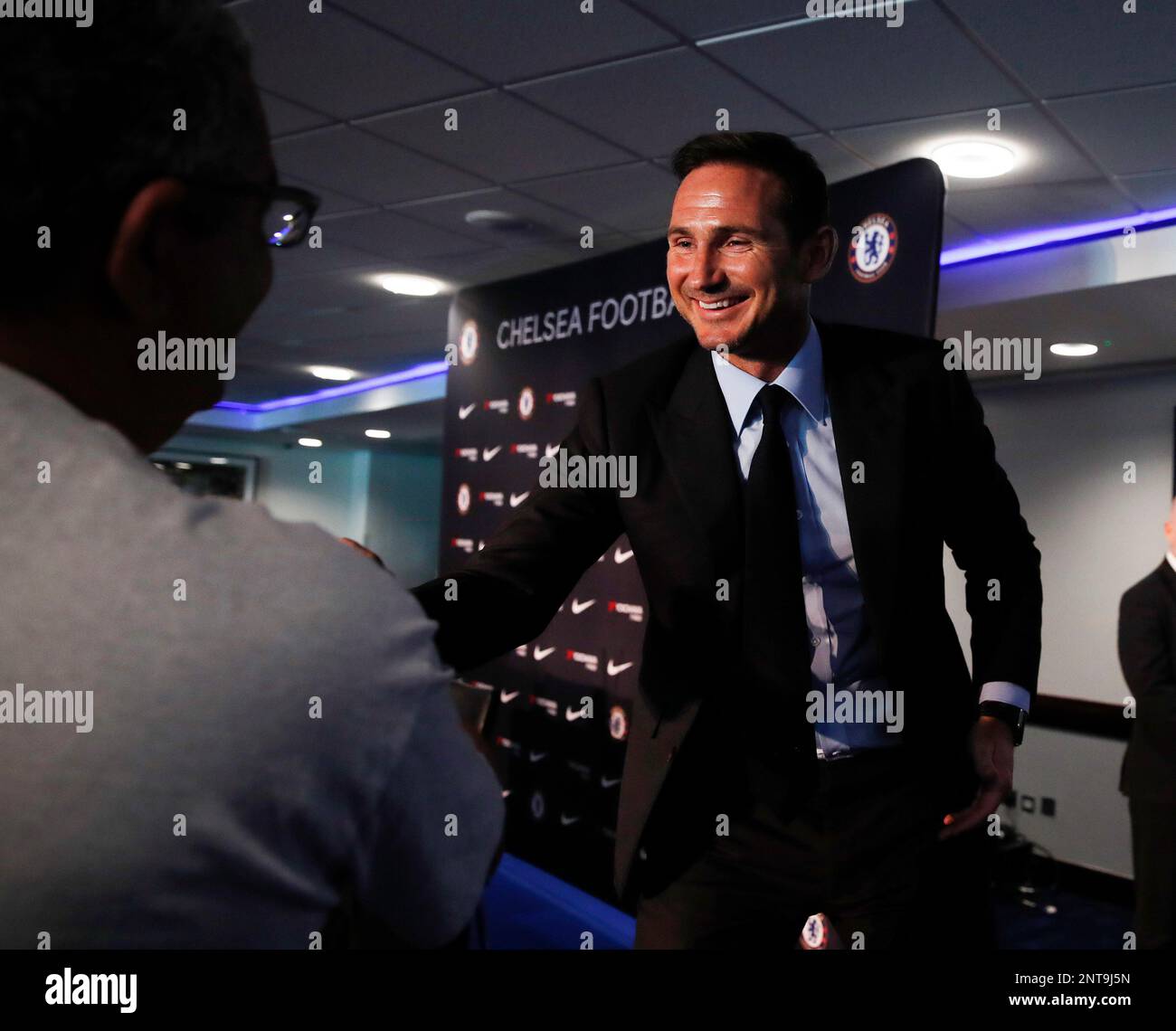 July 4, 2019 - London, United Kingdom - Frank Lampard pictured as he is unveiled as the new manager of Chelsea Football club at a press conference at Stamford Bridge, London. Picture date: 4th July 2019. Picture credit should read: David Klein/Sportimage(Credit Image: © David Klein/CSM via ZUMA Wire) (Cal Sport Media via AP Images) Stockfoto