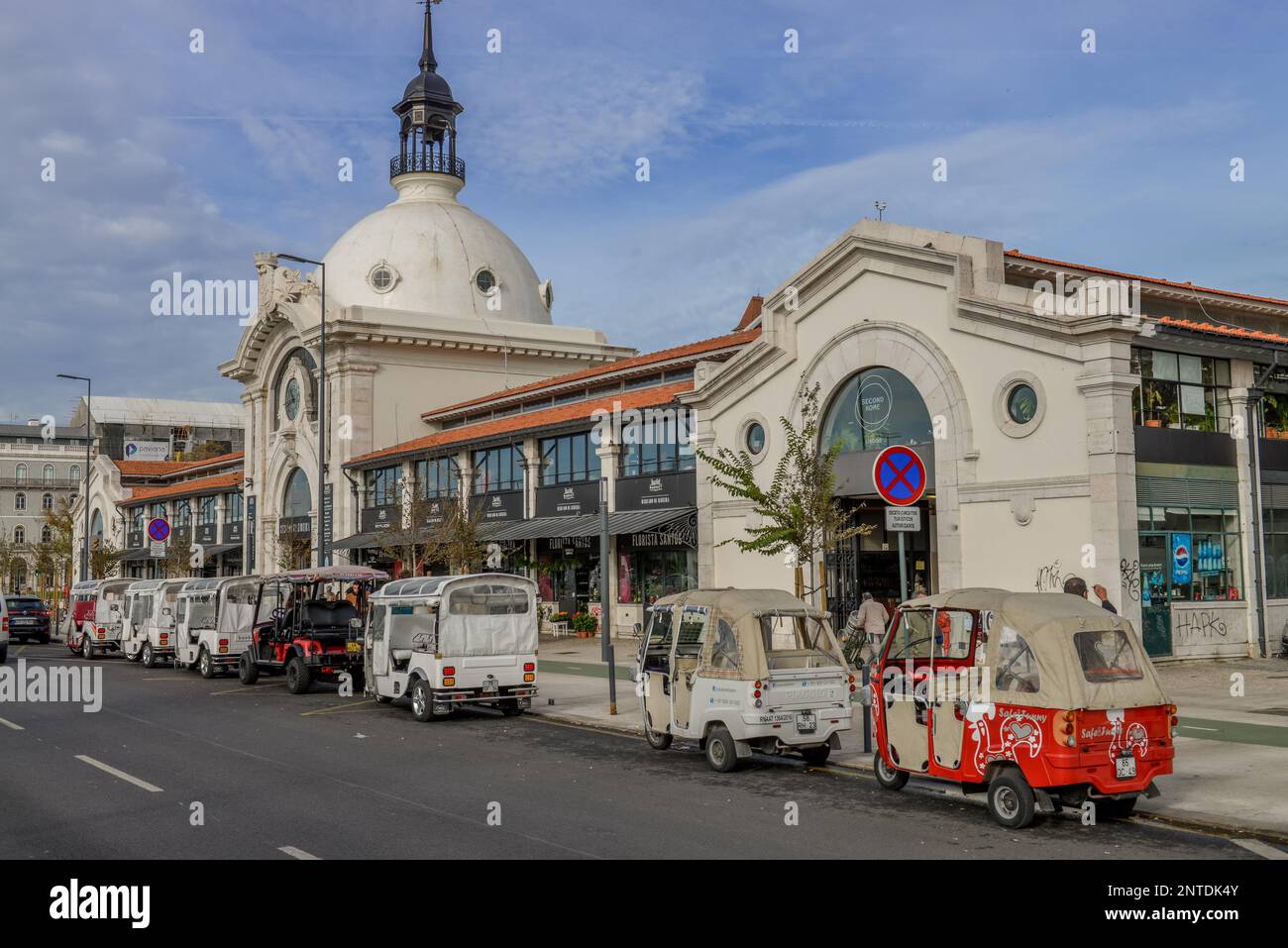 Markthalle Mercado da Ribeira, Avenida 24 de Julho, Lissabon, Portugal Stockfoto