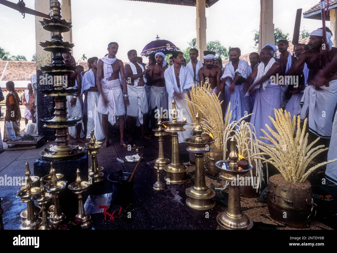 Onam-Feierlichkeiten im Parthasarathy-Tempel, Aranmula, Kerala, Südindien, Indien, Asien Stockfoto