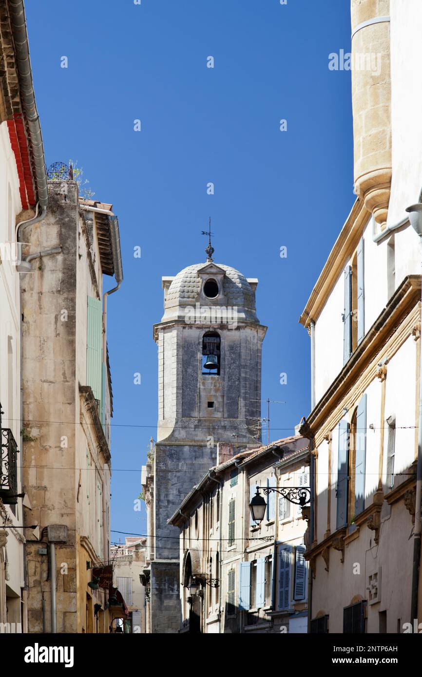 Frankreich, Arles, street scene in der Nähe des römischen Amphitheaters. Stockfoto