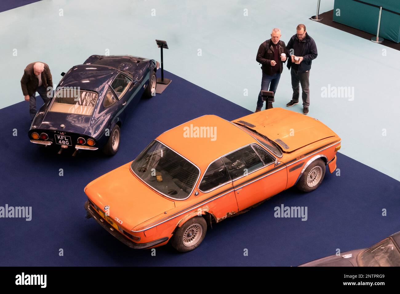 BMW 3,0 CSL auf der London Classic Car Show im Olympia UK 2023 Stockfoto