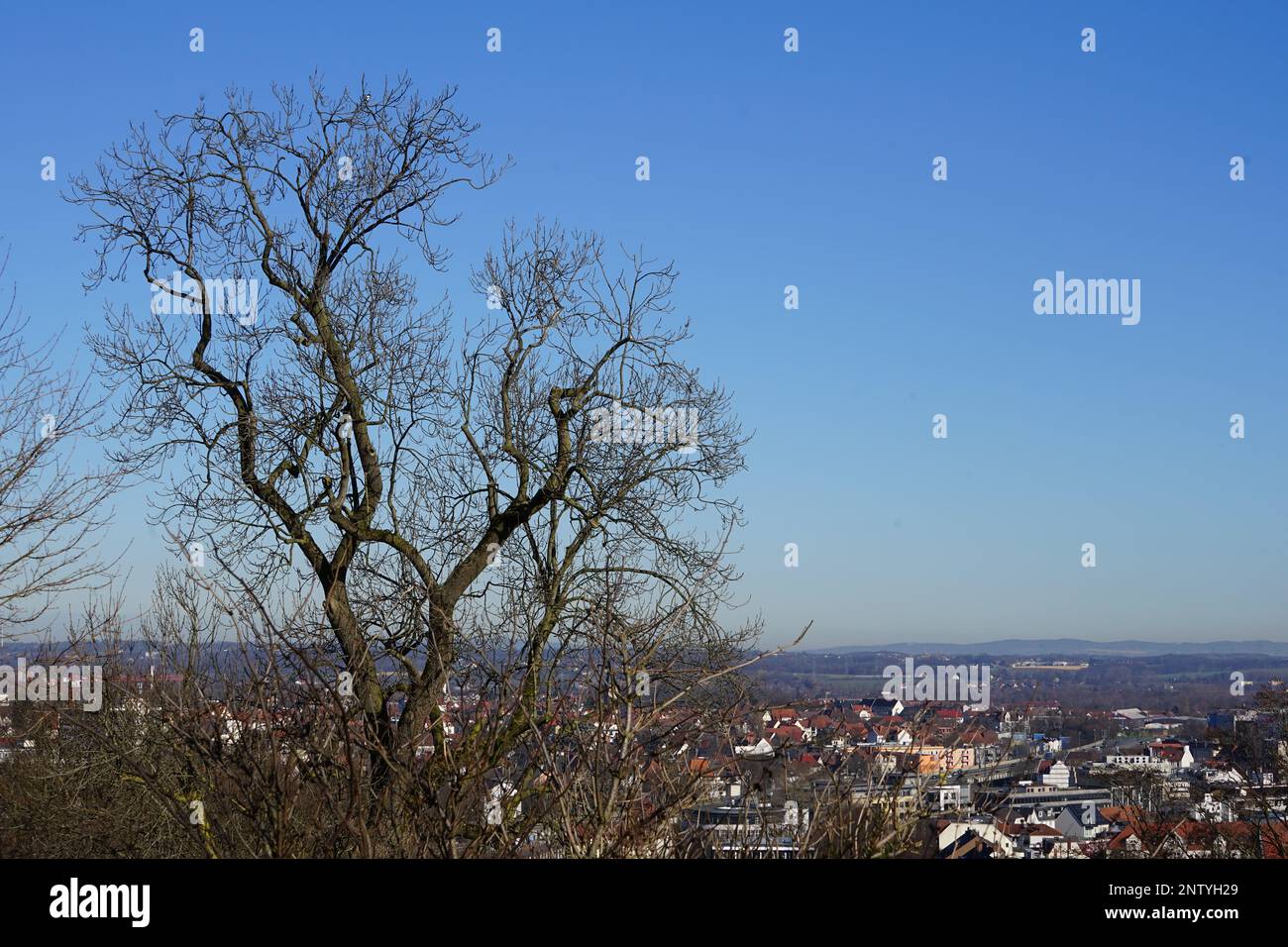 Blick vom Sparrenburg an einem sonnigen Tag 2023 Stockfoto