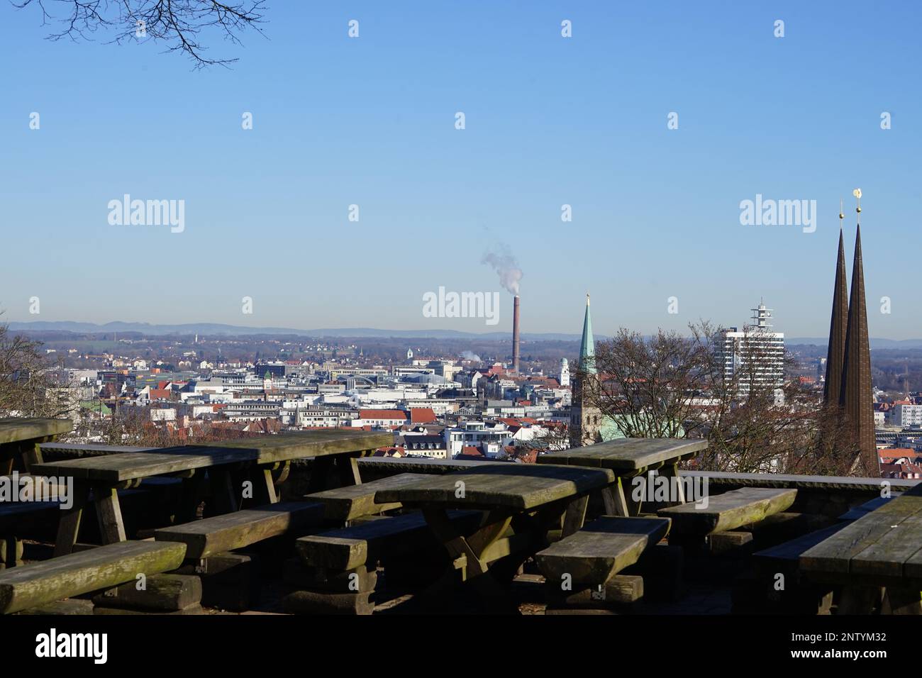 Blick vom Sparrenburg an einem sonnigen Tag 2023 Stockfoto