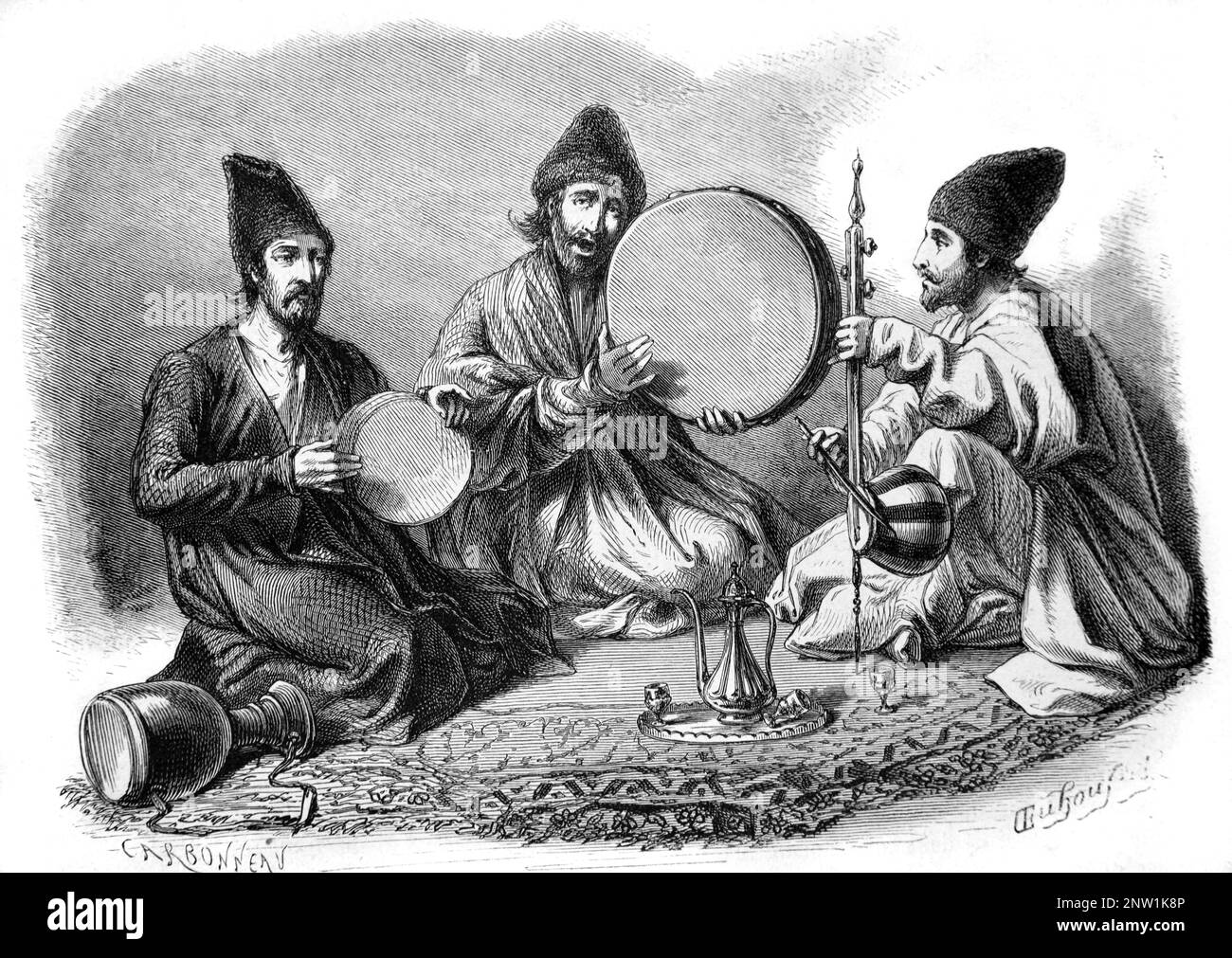 Persische oder iranische Musiker, die traditionelle persische Musikinstrumente wie Kamancheh, Trommeln, DAF und Rahmentrommeln spielen, während sie Tee trinken, Persien oder Iran. Vintage-Gravur oder Abbildung 1862 Stockfoto
