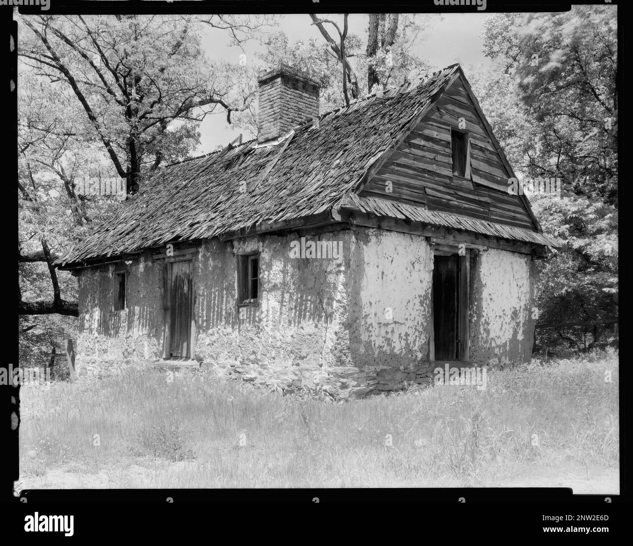 Bremo, Adobe Quarters, Fork Union vic., Fluvanna County, Virginia. Carnegie Survey of the Architecture of the South (Carnegie-Umfrage zur Architektur des Südens). United States Virginia Fluvanna County Fork Union vic, Adobe Houses. Stockfoto
