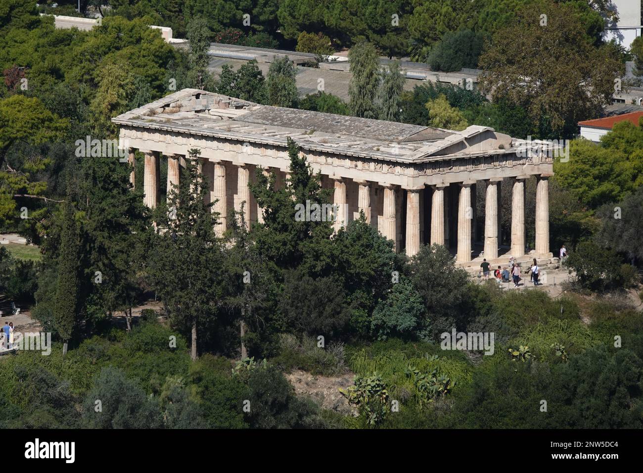 Der Tempel des Hephaestus in Athen, Griechenland, von der Akropolis aus gesehen Stockfoto