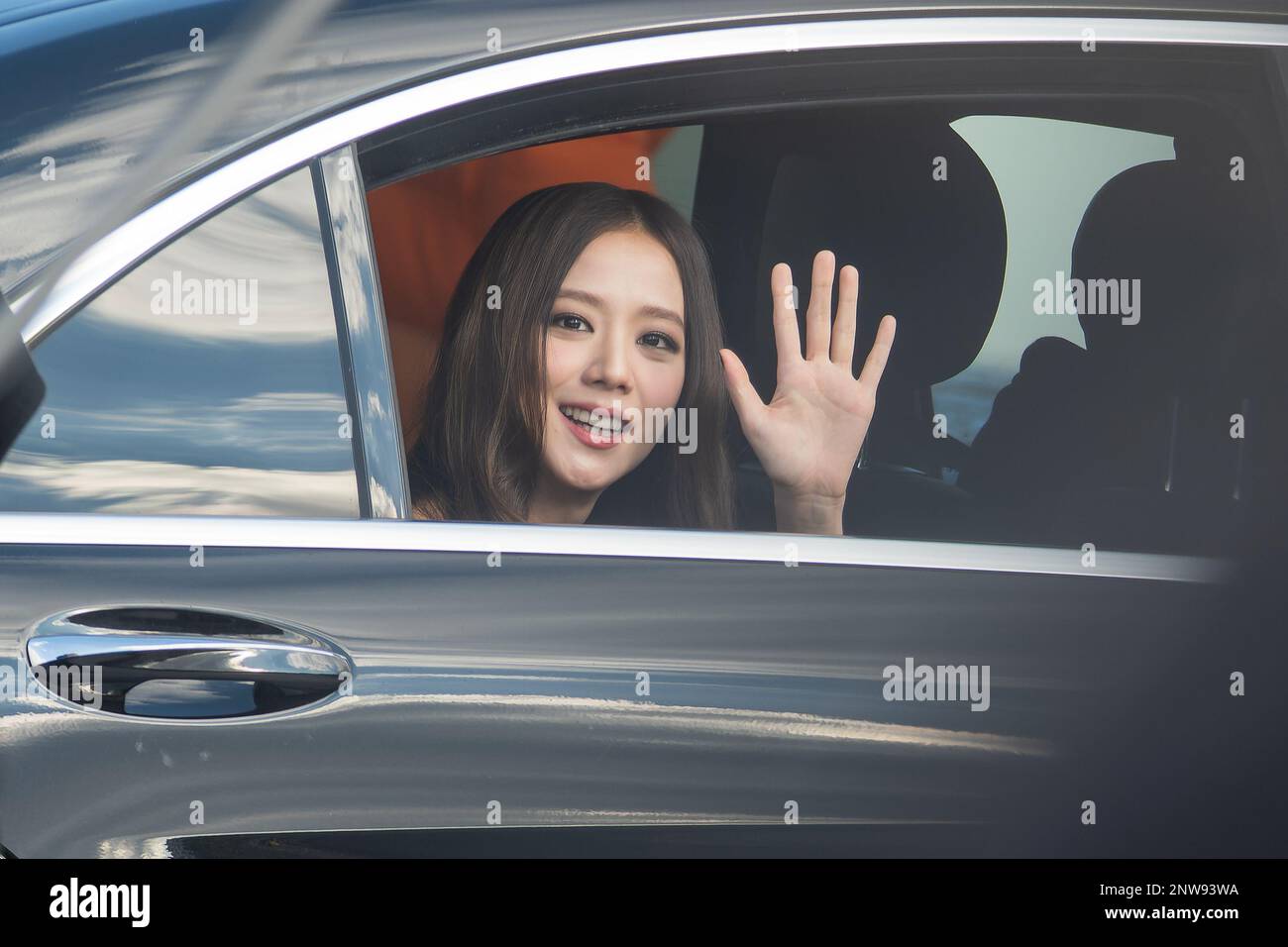 Paris, Frankreich, 28/02/2023. Jisoo von BlackPink bei der Dior Frauenbekleidung Herbst/Winter 2023 Show PARIS FASHION WEEK - FEBRUAR 28 2023 Stockfoto