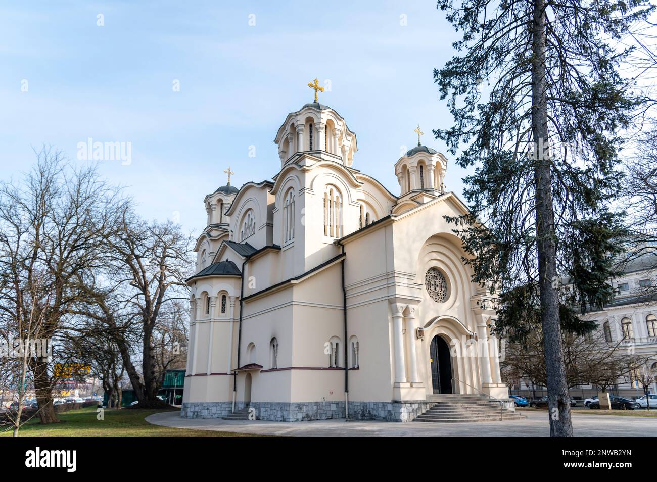 Außerhalb der Sts. Cyril- und Methodius-Kirche, Ljubljana, Slowenien Stockfoto