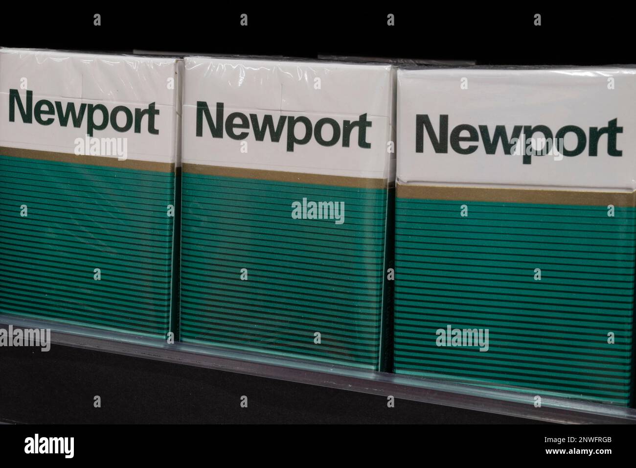 Indianapolis - circa Juni 2021: Newport Menthol-Zigaretten. Die FDA erwägt ein Verbot von Menthol-Zigaretten wie z. B. R. J. Reynolds Tobacc Stockfoto