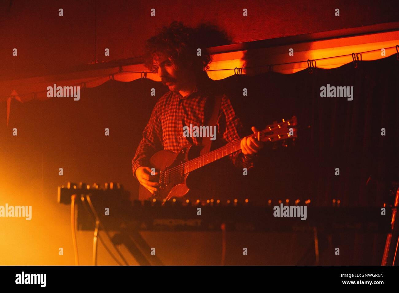 Mailand, Italien, 28. Februar 2023. Kanadische Post-Punk-Band-Belange (ex „Viet Cong“) treten live im Circolo Magnolia in Mailand auf. Credits: Maria Laura Arturi/Alamy Live News Stockfoto