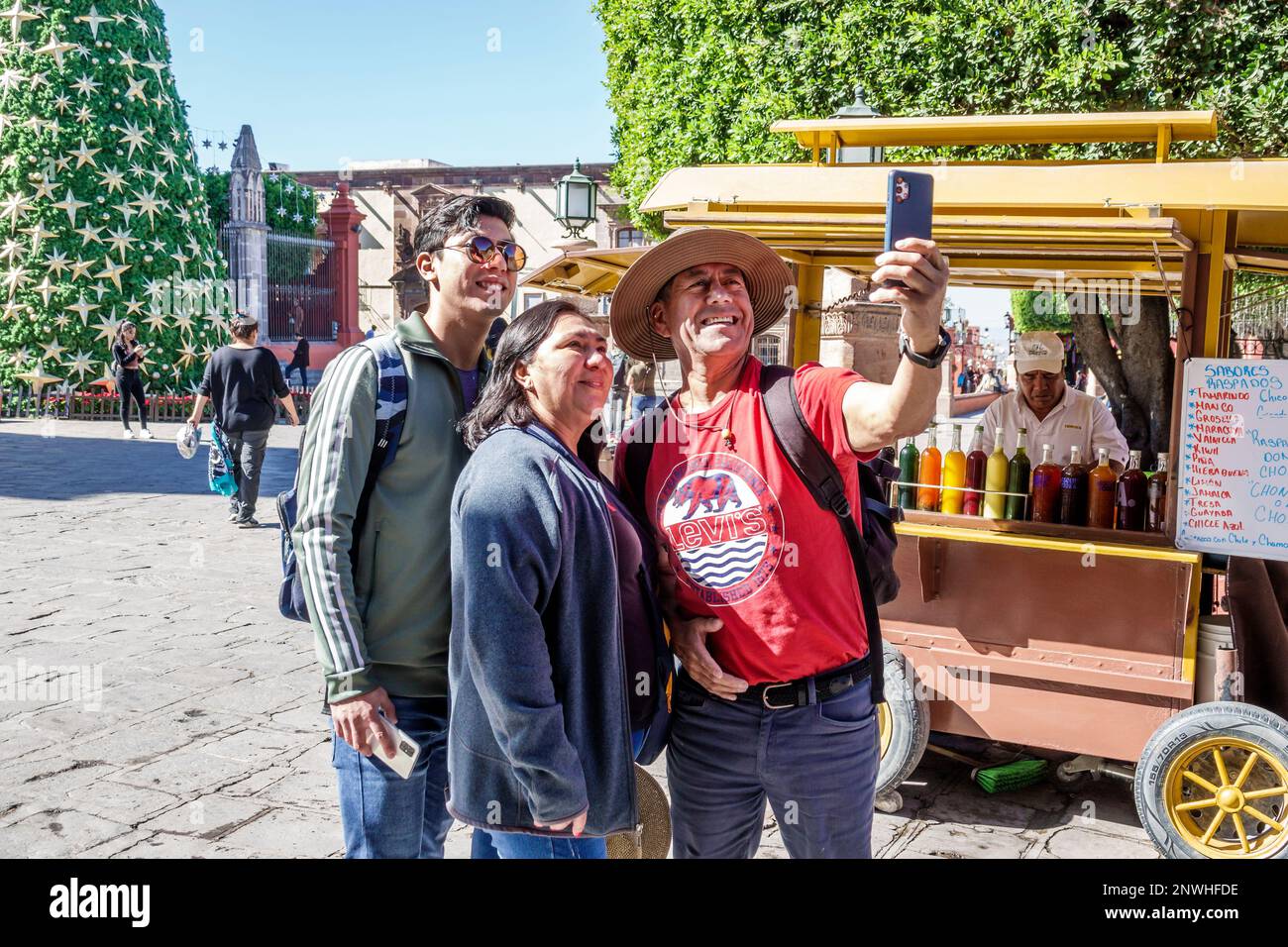 San Miguel de Allende Guanajuato Mexiko, historisches Zentrum, Selfie machen, Männer, Frauen Frauen, Frauen, Erwachsene, wohnen Stockfoto