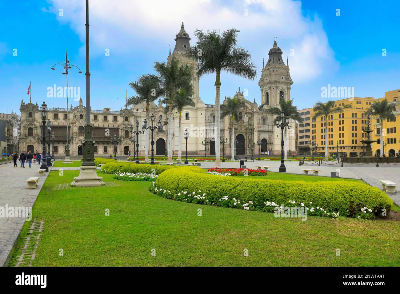 Basilika Metropolitan Cathedral of Lima und Erzbischof Place, Plaza de Armas, Lima, Peru Stockfoto