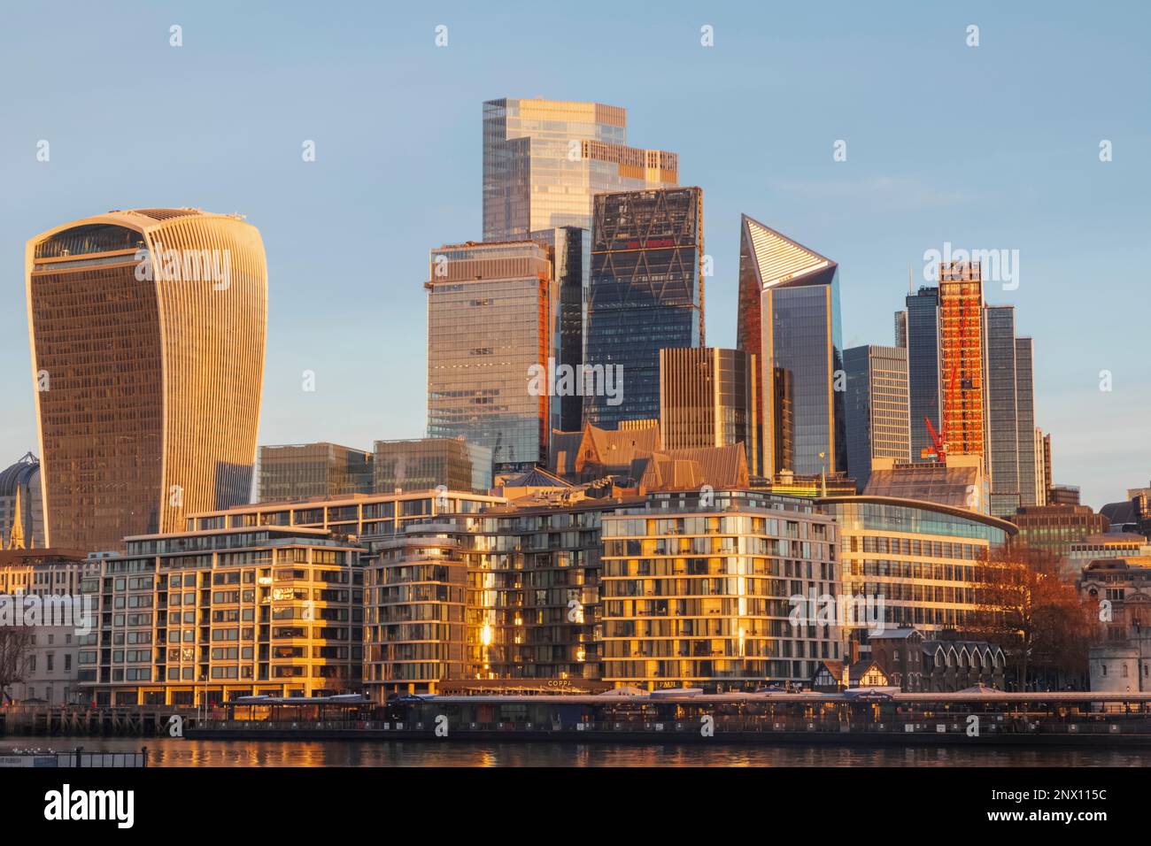 England, London, City of London Skyline und Themse Stockfoto