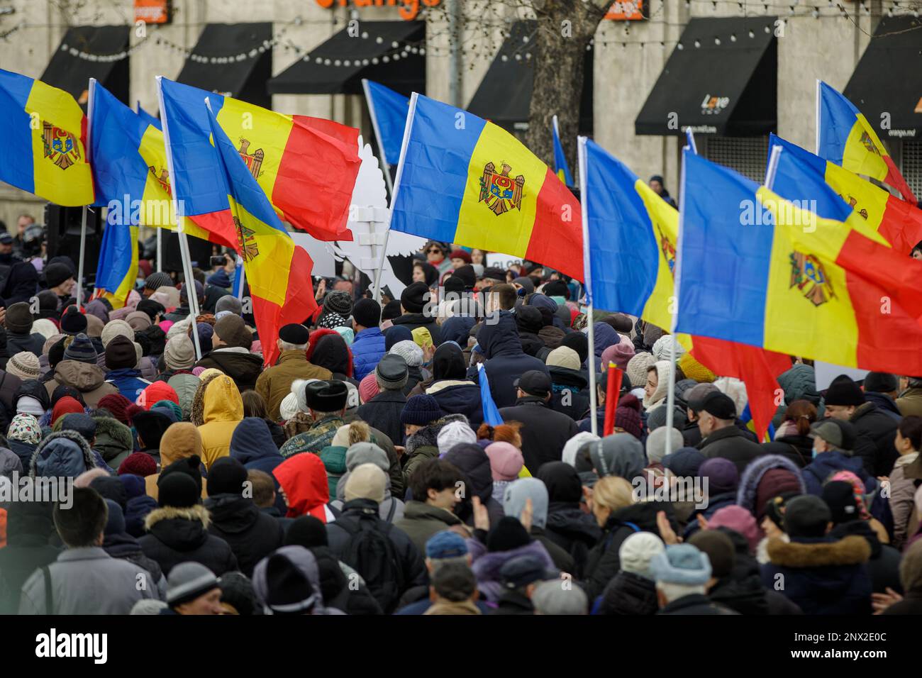 Chisinau, Moldawien - 28. Februar 2023: Rallye gegen die Regierung in Chisinau Stockfoto