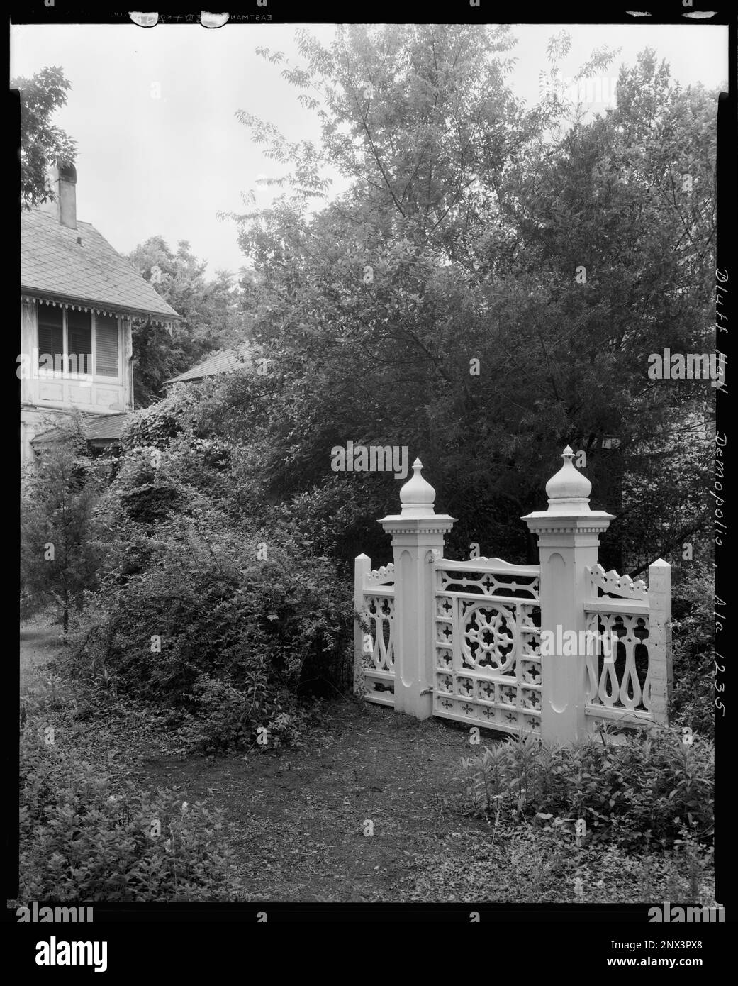 Bluff Hall, Demopolis, Marengo County, Alabama. Carnegie Survey of the Architecture of the South (Carnegie-Umfrage zur Architektur des Südens). Usa, Alabama, Marengo County, Demopolis, Gates. Stockfoto
