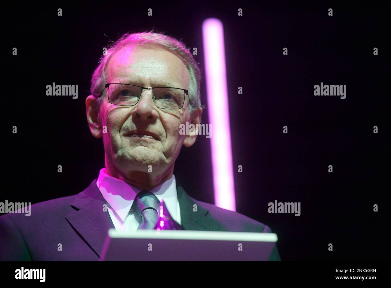 Finnish physicist Dr. Tuomo Suntola delivers a speech after receiving ...