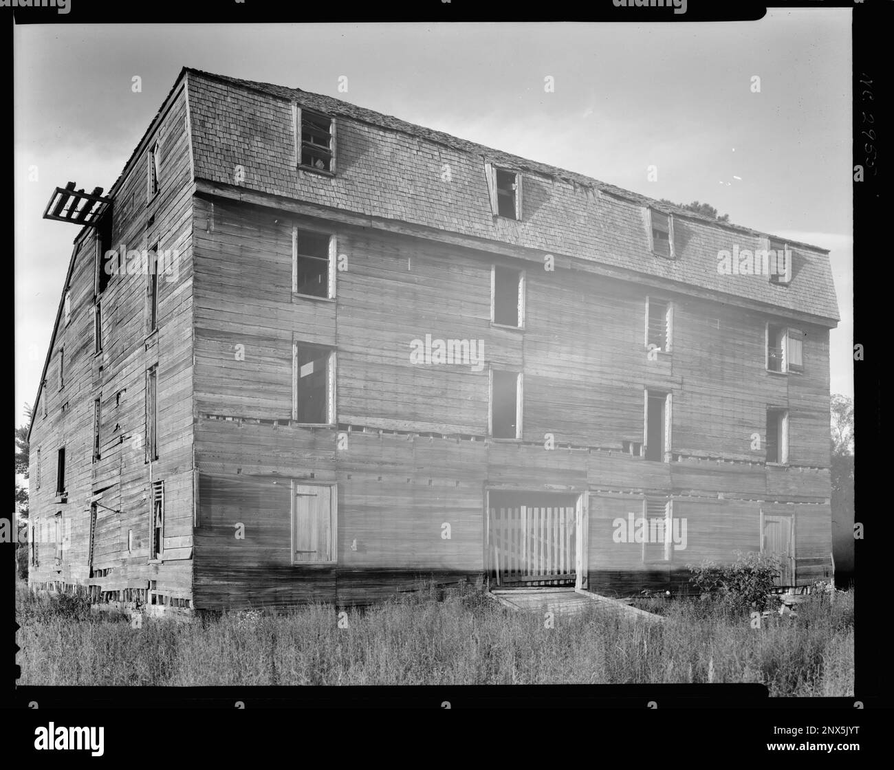 Collins Plantation, Lake Phelps, Tyrrell County, North Carolina. Carnegie Survey of the Architecture of the South (Carnegie-Umfrage zur Architektur des Südens). North Carolina Tyrrell County Lake Phelps, verlassene Gebäude, Plantagen, Holzgebäude. Stockfoto