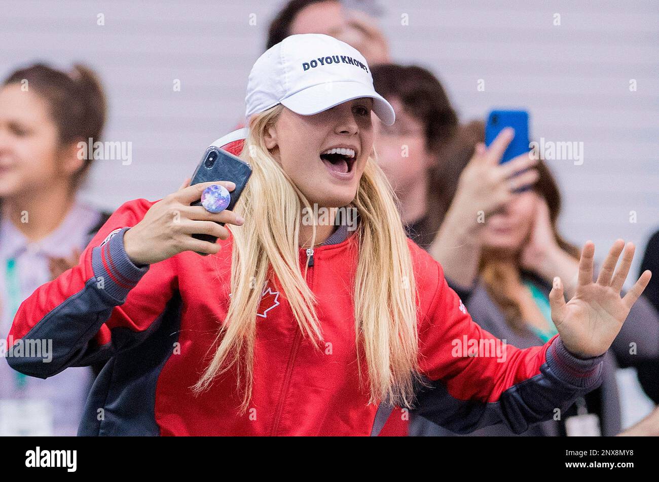 Eugenie Bouchard, of Canada, reacts after Canada defeated Ukraine in the Fed Cup tennis tournament in Montreal, Sunday, April 22, 2018. (Graham Hughes/The Canadian Press via AP) Stockfoto